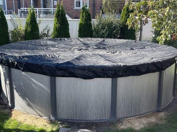 Couverture d'hiver en maille serrée pour piscines hors terre 21 pieds fabriquée au Canada